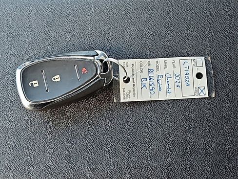 Used 2024 Chevrolet Equinox LS w/ LS Convenience Package image 38