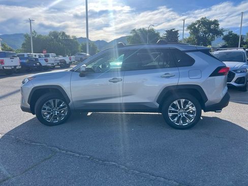 Used 2021 Toyota RAV4 XLE Premium AWD/4WD image 12