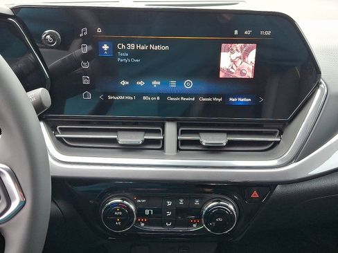 New 2026 Chevrolet Trax ACTIV FWD image 8