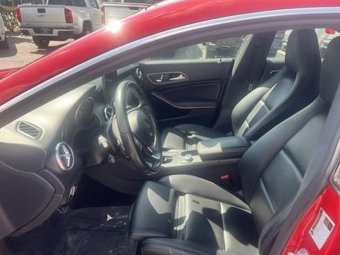 Used 2018 Mercedes-Benz CLA 250 image 14