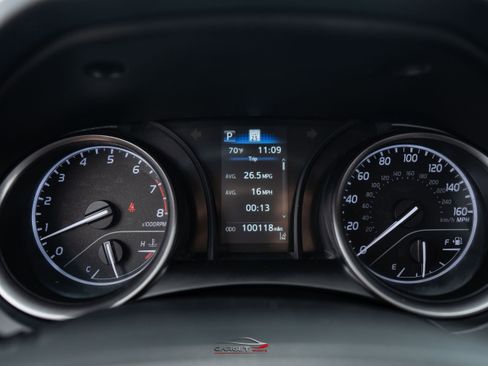 Used 2021 Toyota Camry SE FWD image 29