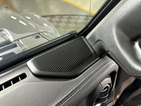 Used 2023 Jeep Wrangler Unlimited Sahara image 29