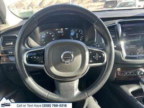 Used 2016 Volvo XC90 T6 Momentum w/ Momentum Plus Package image 25