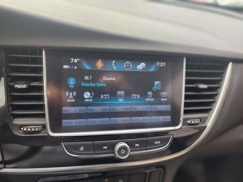 Used 2021 Buick Encore Preferred w/ Safety Package image 16