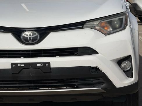 Used 2018 Toyota RAV4 XLE FWD image 9