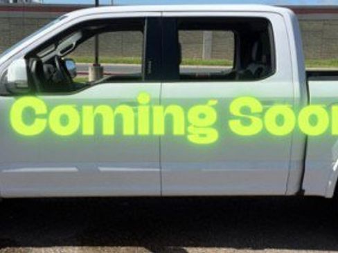 Used 2020 Ford F150 Lariat RWD image 3