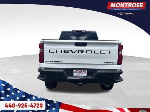 Used 2025 Chevrolet Silverado 2500 Custom w/ Custom Value Package AWD/4WD image 4