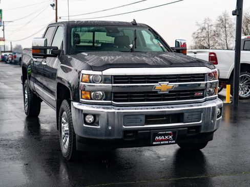 Used 2016 Chevrolet Silverado 2500 LTZ w/ Duramax Plus Package image 2