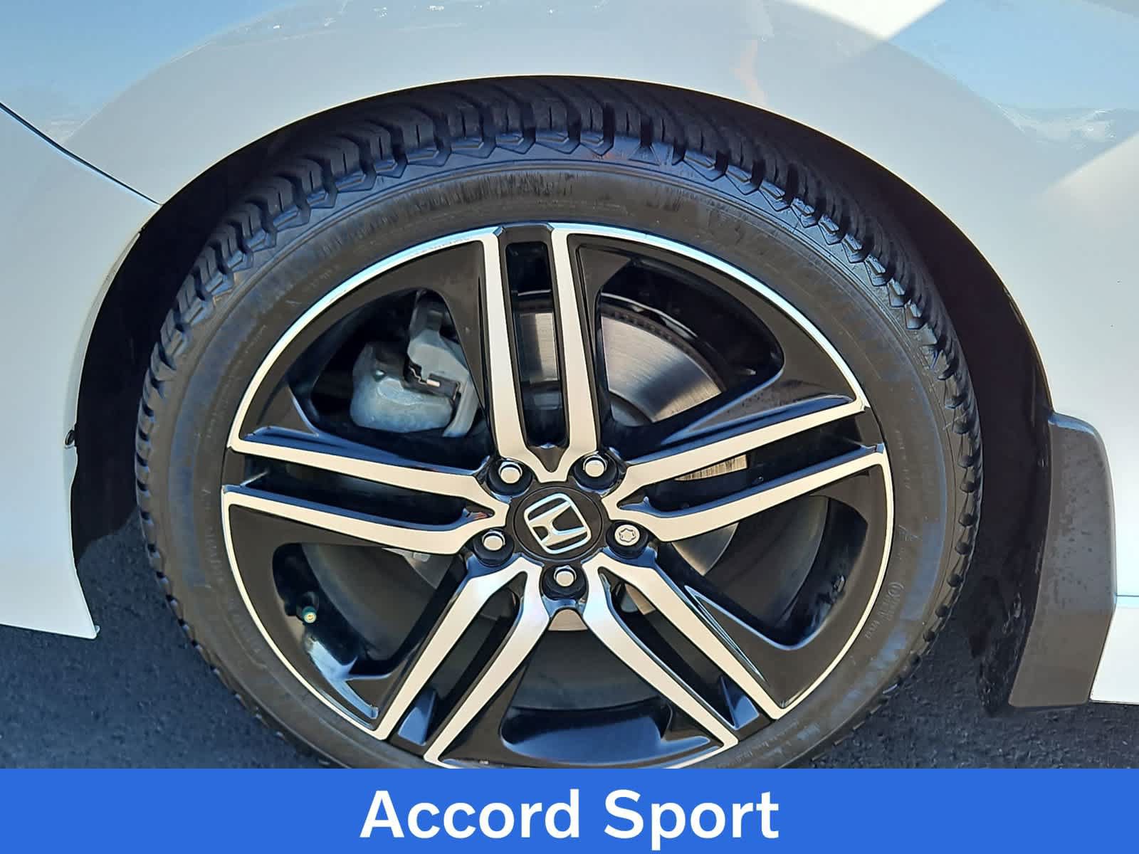 Used 2017 Honda Accord Sport image 12