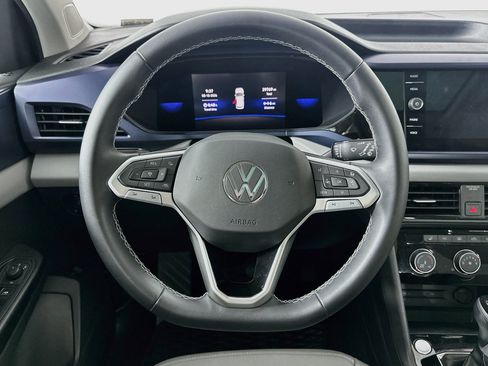 Used 2023 Volkswagen Taos SE w/ Panoramic Sunroof Package FWD image 17