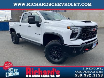 New 2026 Chevrolet Silverado 2500 ZR2 w/ LPO, Dark Essentials Package