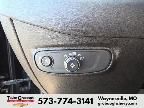 Used 2022 Chevrolet Equinox LT FWD image 20