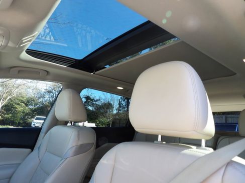 Used 2019 Nissan Murano Platinum w/ Cargo Package image 15