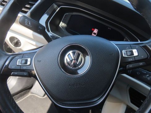 Used 2019 Volkswagen Jetta SEL FWD image 20