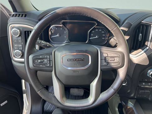 Used 2022 GMC Sierra 3500 Denali image 20