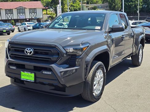 New 2026 Toyota Tacoma SR5 AWD/4WD image 3