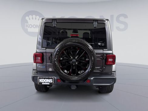 Used 2021 Jeep Wrangler Unlimited Sahara w/ Cold Weather Group AWD/4WD image 5
