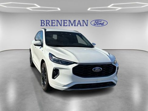 Certified 2023 Ford Escape ST-Line Elite image 3