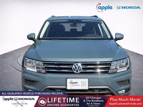 Used 2020 Volkswagen Tiguan SEL AWD/4WD image 2