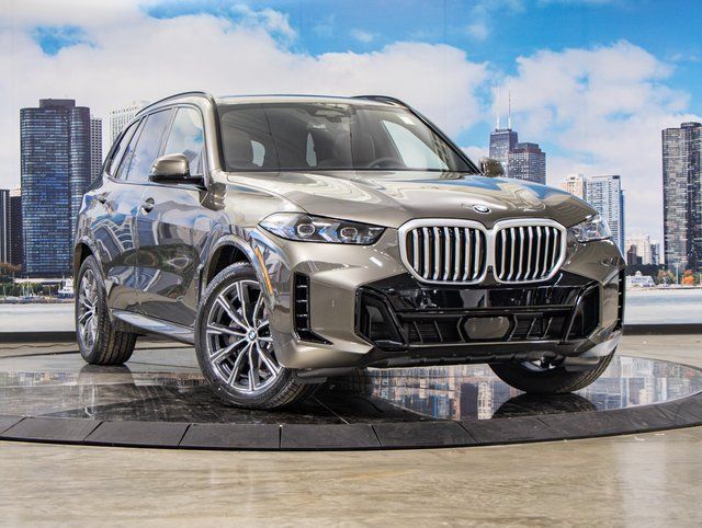 Used 2026 BMW X5 xDrive40i w/ M Sport Package AWD/4WD image 1