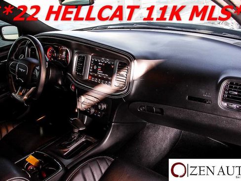 Used 2022 Dodge Charger SRT Hellcat w/ Harman/Kardon Audio Group image 28