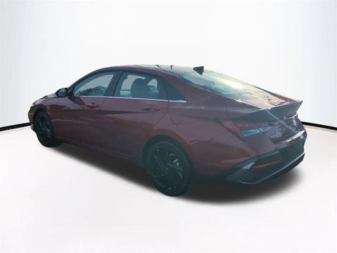 New 2026 Hyundai Elantra SEL Sport image 7