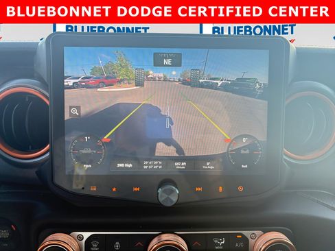 Used 2023 Jeep Gladiator Mojave w/ Cold Weather Group AWD/4WD image 16