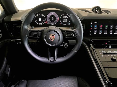 Used 2025 Porsche Panamera 4 AWD/4WD image 16