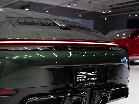 Certified 2026 Porsche 911 Targa 4 GTS AWD/4WD image 34