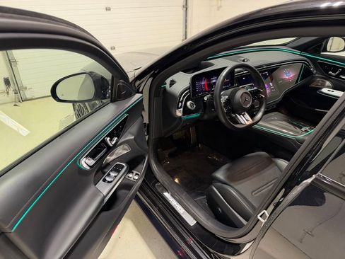 Used 2025 Mercedes-Benz E 53 AMG e 4MATIC Sedan w/ Driver Assistance Package image 10