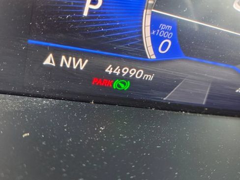 Used 2025 Volkswagen Taos S FWD image 25