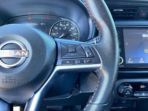 Used 2024 Nissan Kicks SR image 24