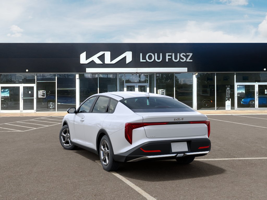 New 2026 Kia K4 FWD image 4