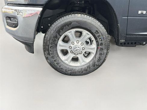 New 2026 RAM 3500 Big Horn AWD/4WD image 28