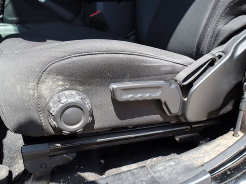 Used 2021 Jeep Wrangler Sport AWD/4WD image 13