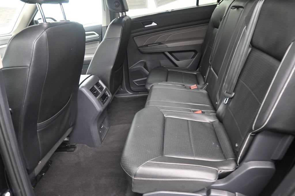 Used 2023 Volkswagen Atlas SE FWD image 13