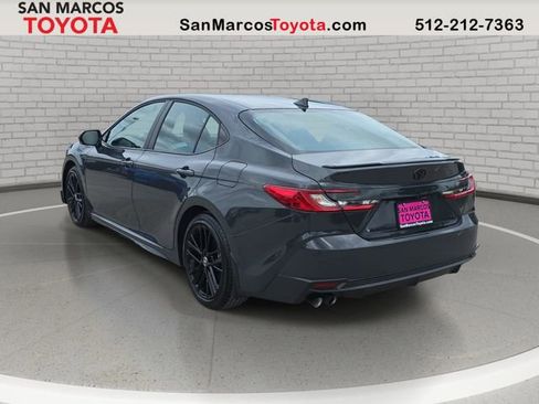 Used 2026 Toyota Camry SE w/ Convenience Package FWD image 8