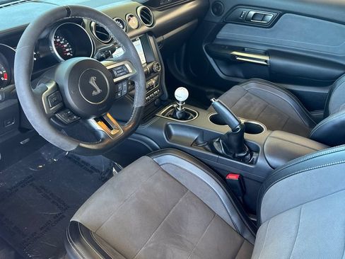 Used 2019 Ford Mustang Shelby GT350 w/ Technology Package RWD image 9