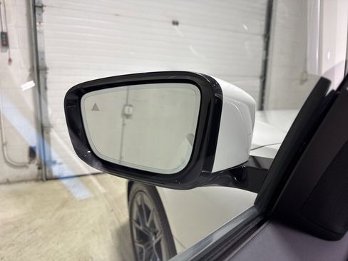 Used 2023 BMW i4 eDrive40 w/ Premium Package image 18