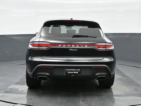 New 2026 Porsche Macan image 12