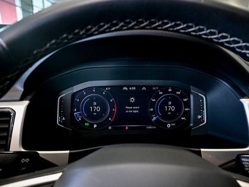 Used 2022 Volkswagen Atlas SE image 37