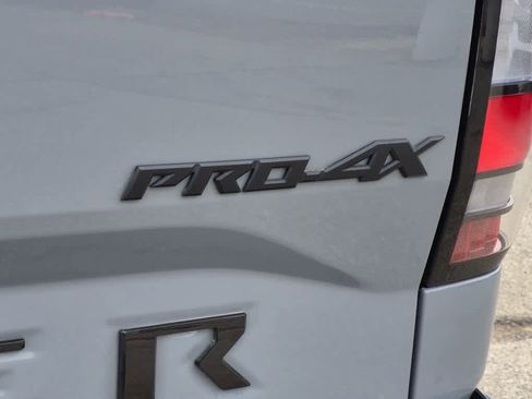 Used 2023 Nissan Frontier PRO-4X w/ Pro Convenience Package image 21