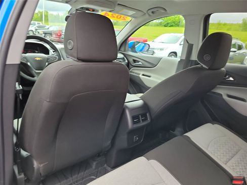 Used 2024 Chevrolet Equinox LT w/ LPO, Floor Liner Package FWD image 16