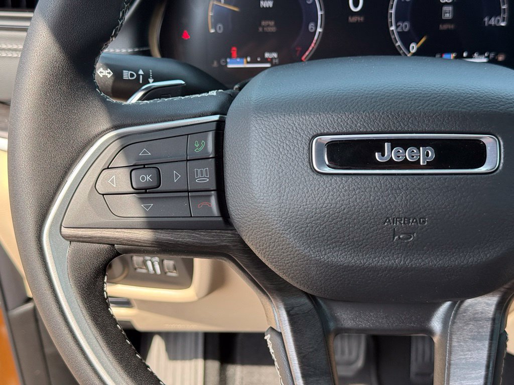 New 2027 Jeep Grand Cherokee Limited AWD/4WD image 14