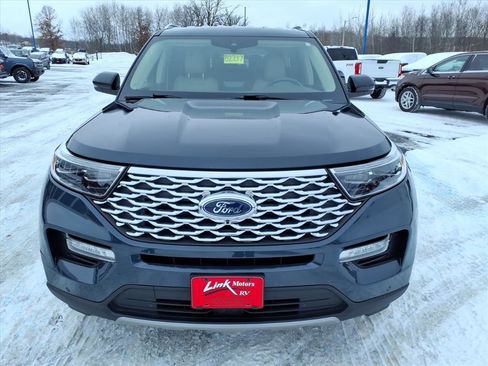 Used 2022 Ford Explorer Platinum w/ Premium Technology Package image 9