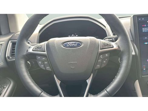 Used 2024 Ford Edge SEL w/ Convenience Package AWD/4WD image 14