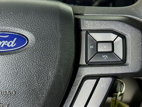 Used 2022 Ford F350 XL w/ Power Equipment Group image 14