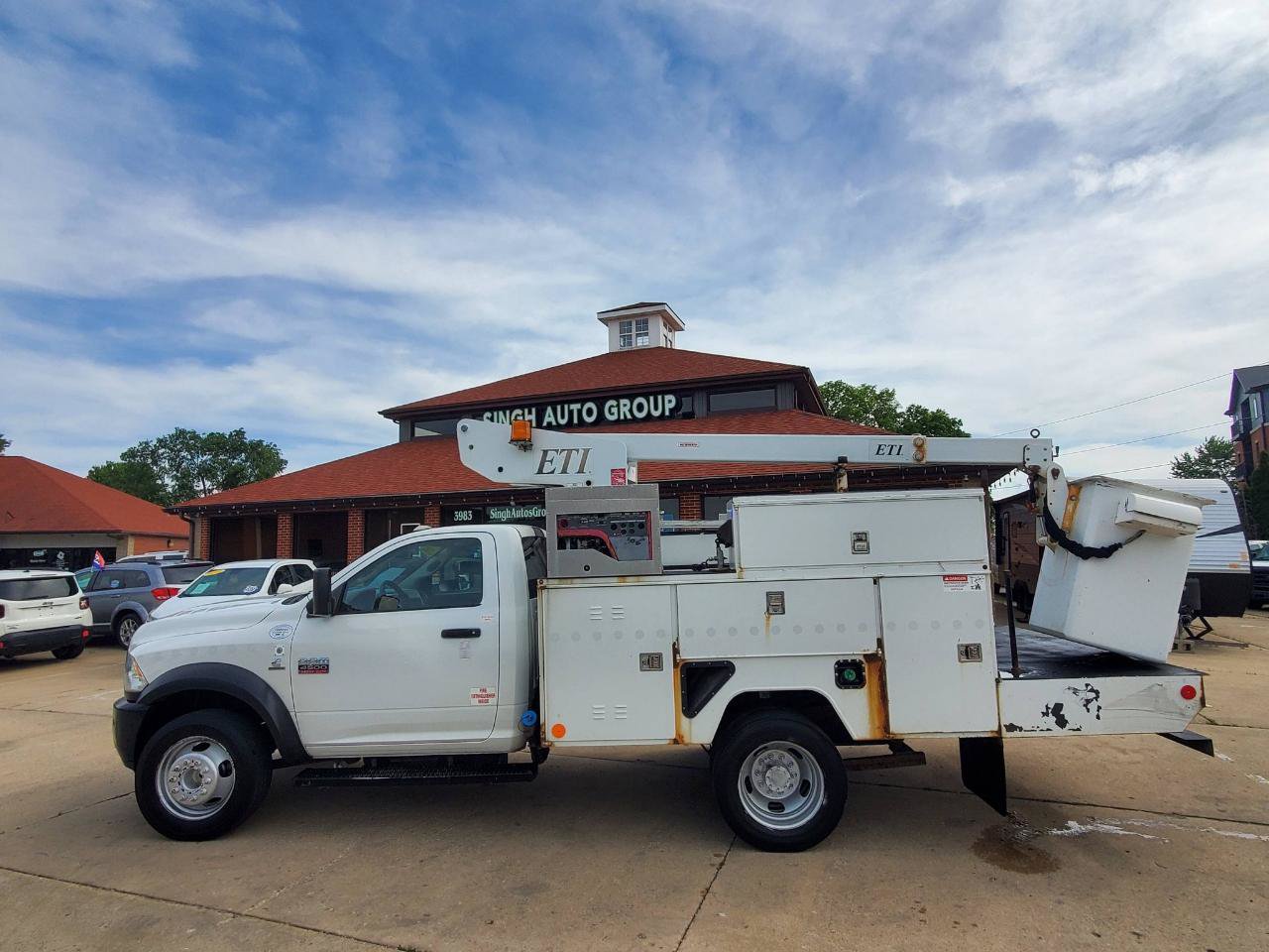Used 2012 RAM 4500 2WD Regular Cab w/ Cold Weather Group image 4