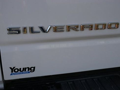 Used 2020 Chevrolet Silverado 1500 Custom Trail Boss w/ Custom Convenience Package image 6