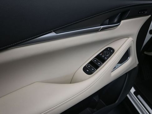 Used 2023 INFINITI QX60 Luxe w/ Vision Package FWD image 11
